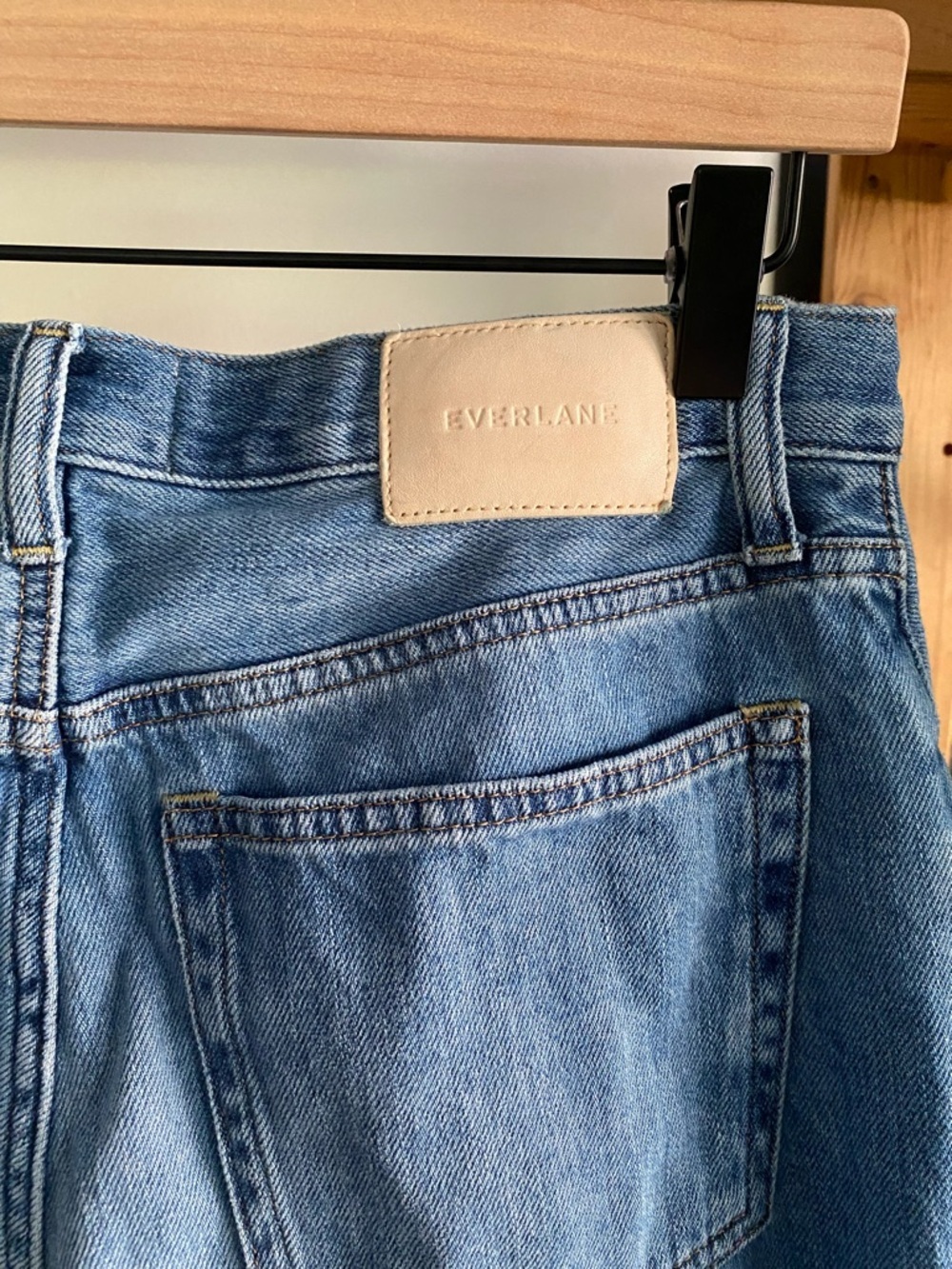 Everlane The Summer Jean 28 - Picture 10 of 16